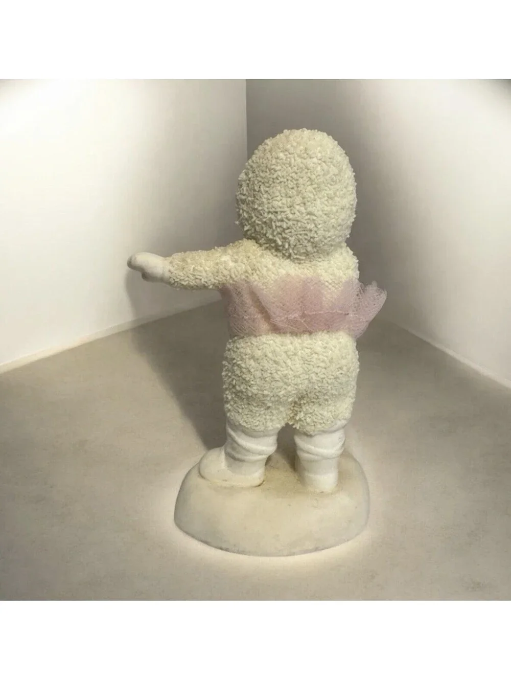 Department 56 Snowbabies This Little Piggy Wants to Dance #6001881 2018 Retired